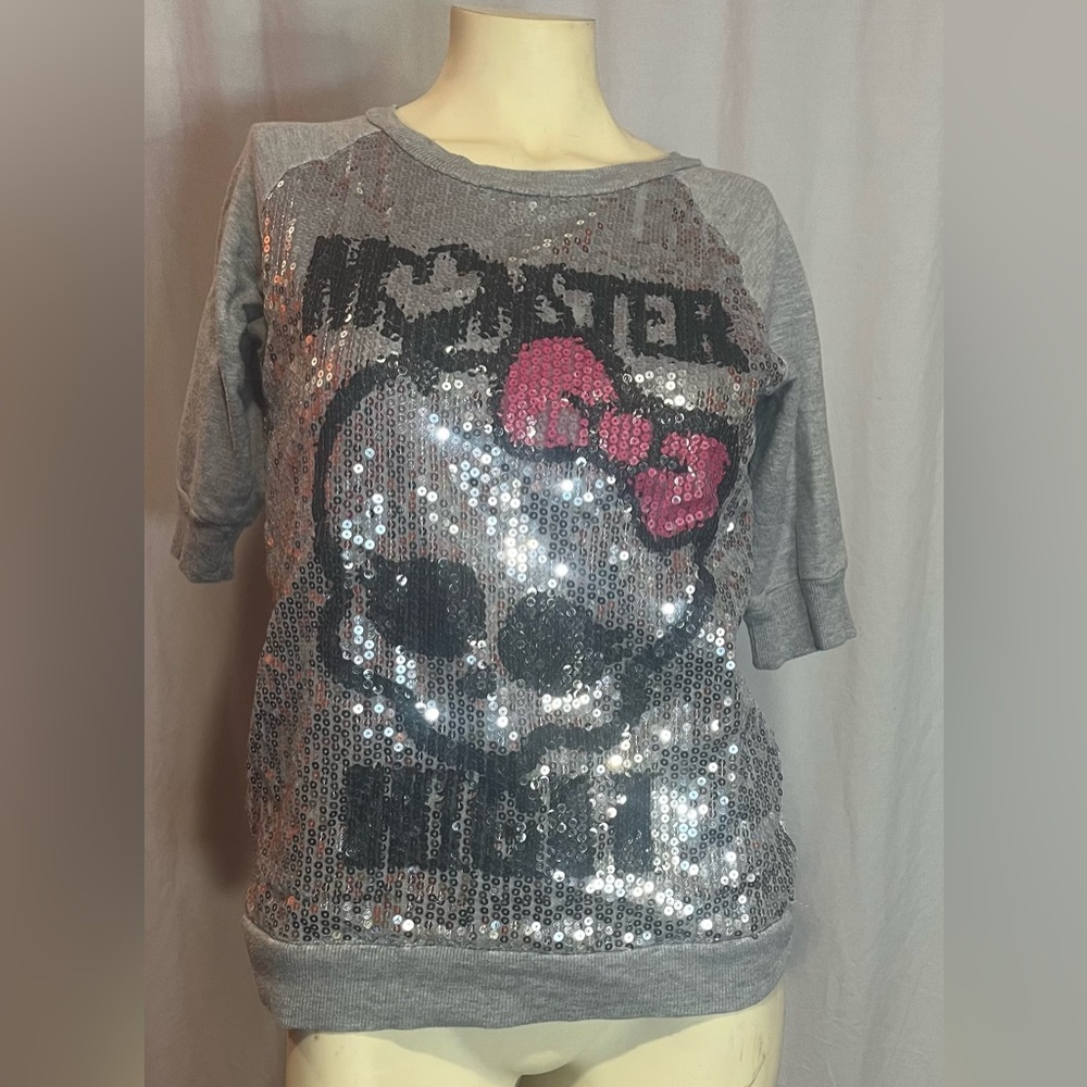 Monster high short sleeve grey w sequins size xl